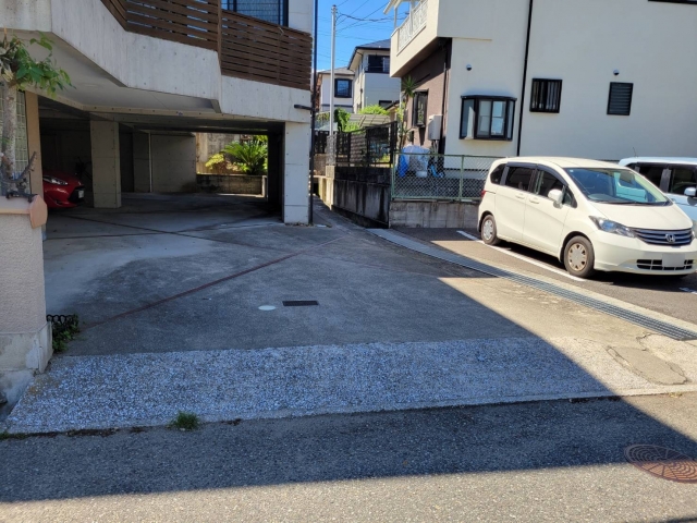 片山町南公園前駐車場Ⅱの月極駐車場