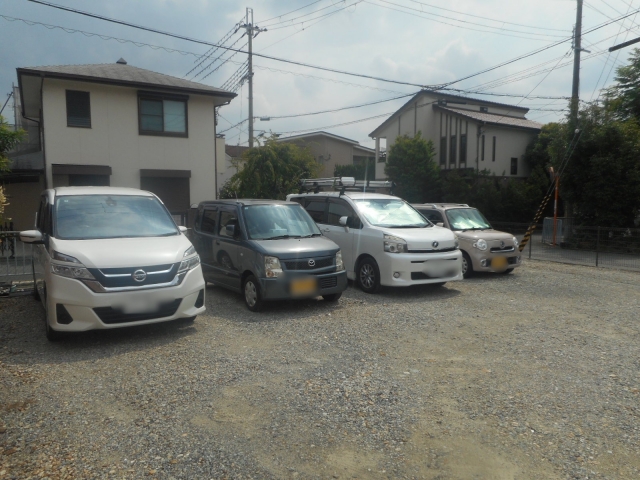 千僧木田ガレージの月極駐車場4