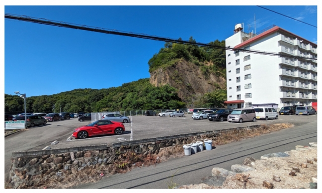 松山ヤクルト　姫塚パーキングの月極駐車場