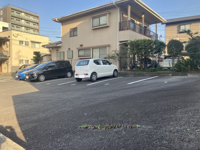 新屋敷１丁目駐車場の月極駐車場