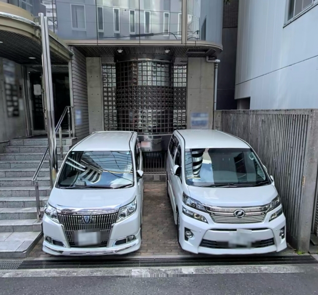 エフズビルの月極駐車場