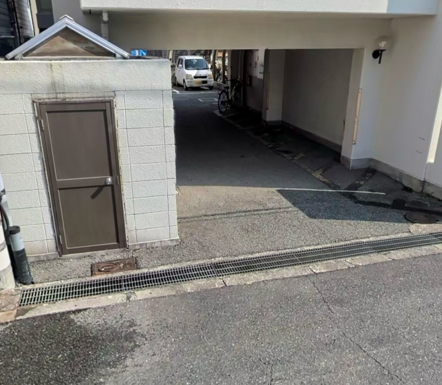 ヴィヌーベル長居の月極駐車場