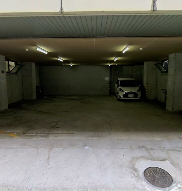 AIROSE美章園の月極駐車場