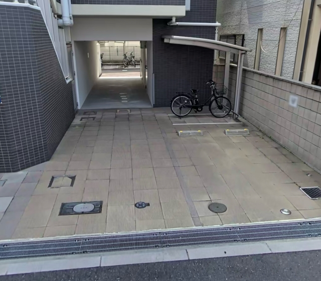 ラウレア田辺の月極駐車場