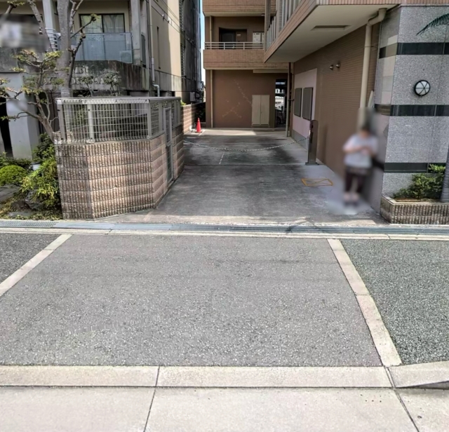 ラ・クレールの月極駐車場