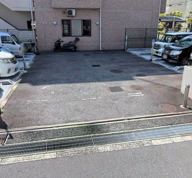 セレーノあびこの月極駐車場