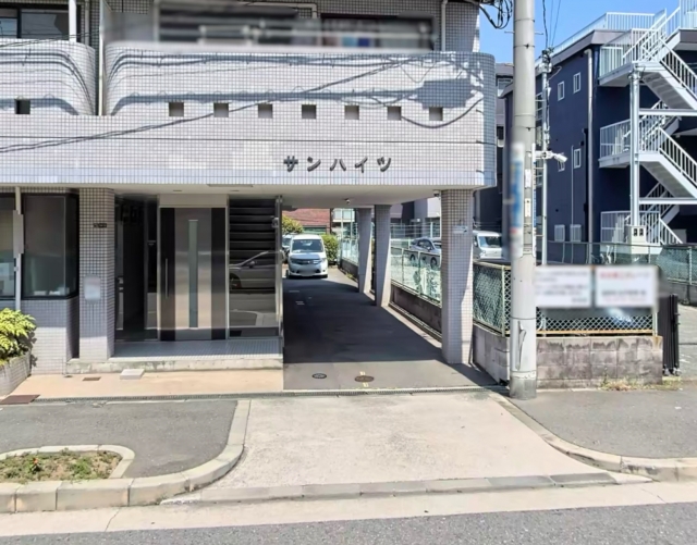 あびこサンハイツの月極駐車場