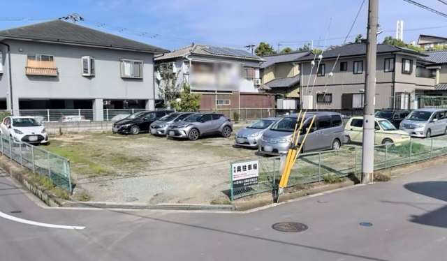 奥駐車場の月極駐車場