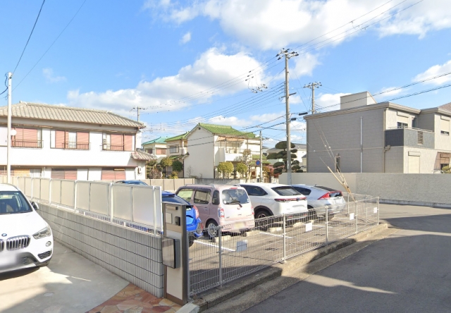 上ノ丸ガレージの月極駐車場