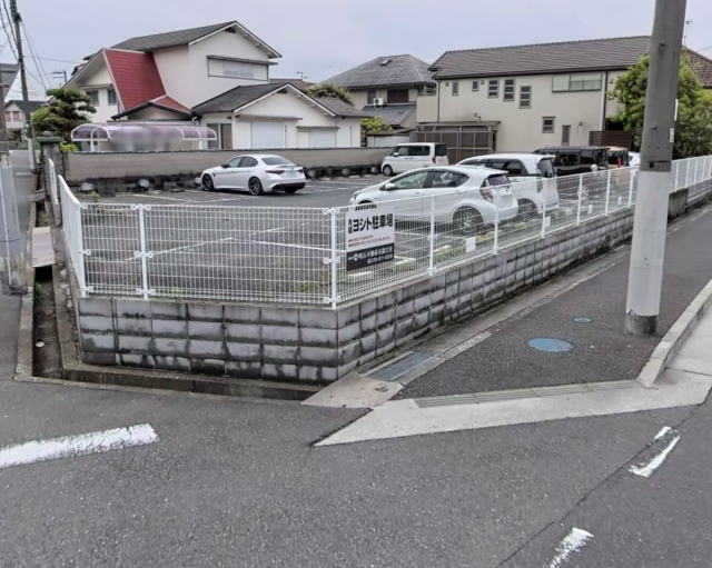ヨシト（上ノ丸）駐車場の月極駐車場