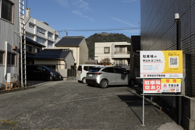 片原2丁目谷浦駐車場の月極駐車場