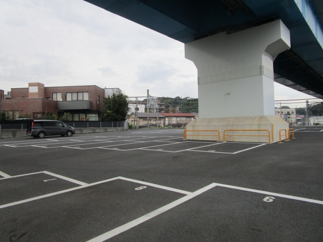 平作川＃4駐車場の月極駐車場