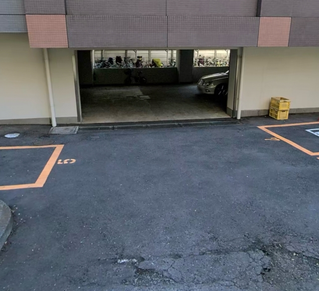 サングレース芦花公園駐車場の月極駐車場