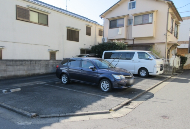 ワイアンドティー駐車場の月極駐車場