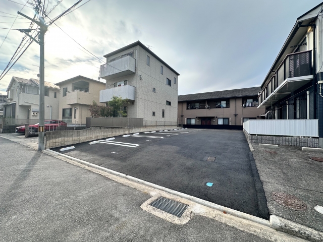 桃山１丁目駐車場(5527-3)の月極駐車場