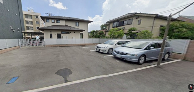 Calme駐車場の月極駐車場1