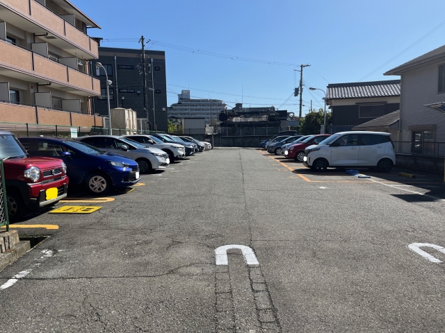高次中央モータープールの月極駐車場