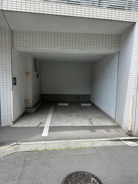 神谷1丁目駐車場の月極駐車場