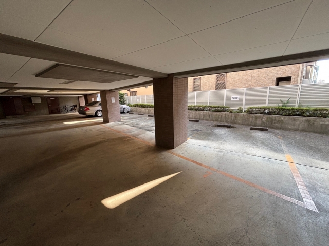 埼玉県新座市新堀3丁目駐車場の月極駐車場3