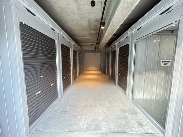 バイクガレージ霧ケ丘の月極駐車場