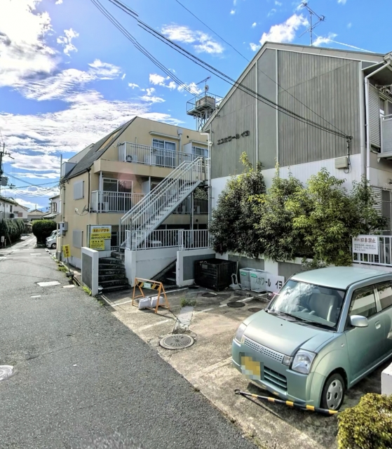 エスポワール神殿町の月極駐車場