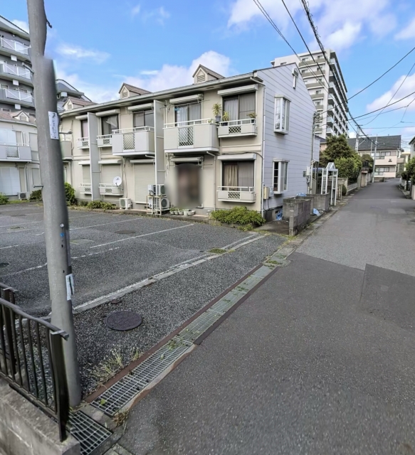 グランデュール永井A棟B棟の月極駐車場