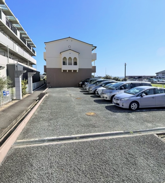 グリーンビュー2号館の月極駐車場