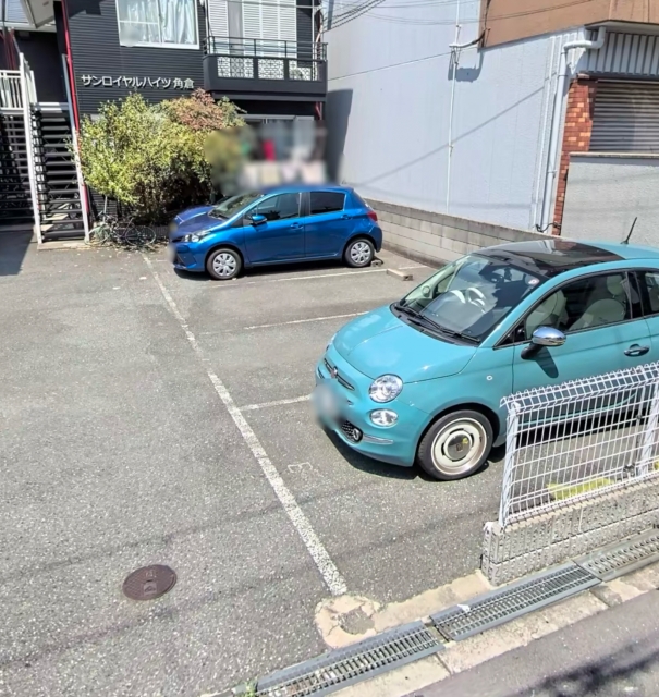 サンロイヤルハイツ角倉の月極駐車場