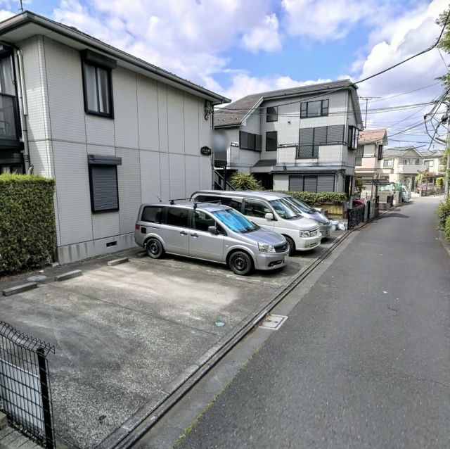 ジーライズ調布柴崎の月極駐車場