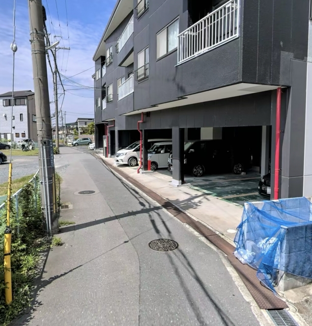 スカイハイツ信和の月極駐車場