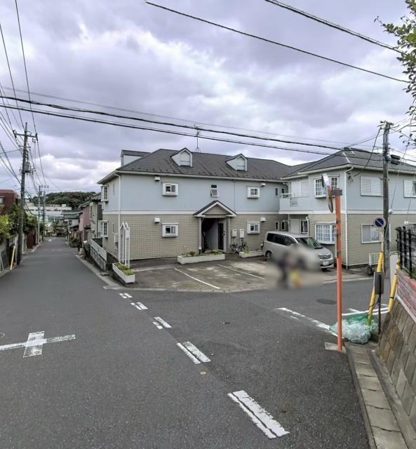 ストークハイツM・Aの月極駐車場