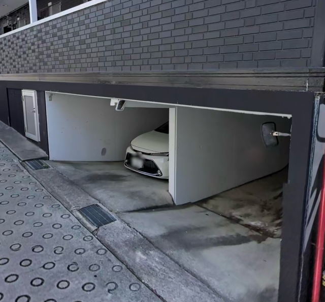 高丸キャンパス2000の月極駐車場