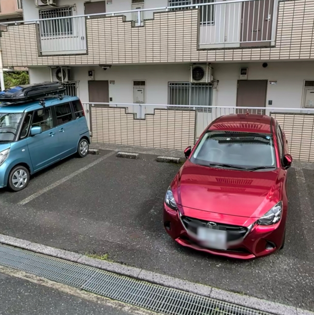 テラスレジデンス市川の月極駐車場