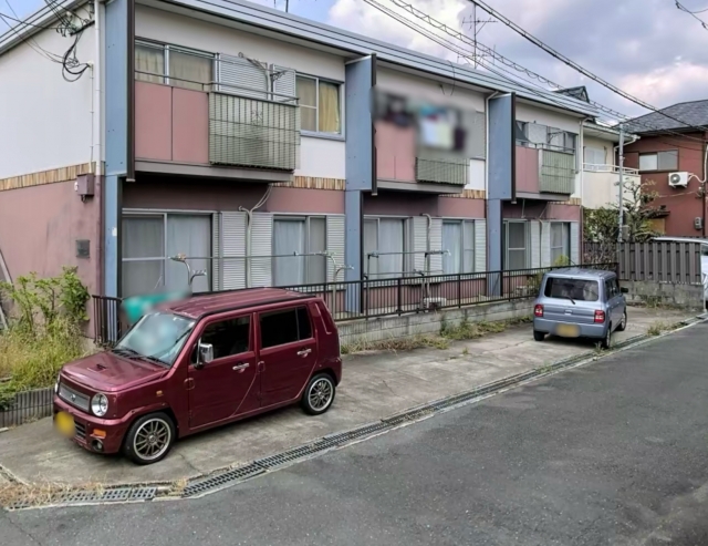 ハイツ荘園の月極駐車場