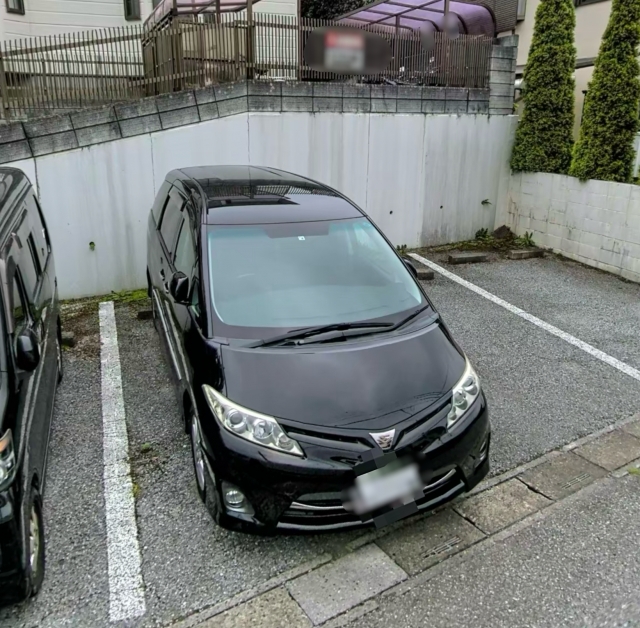 メゾンアトモスA・Bの月極駐車場