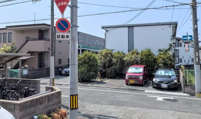 ワコーハイツの月極駐車場4