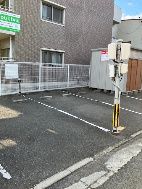 津倉町駐車場の月極駐車場