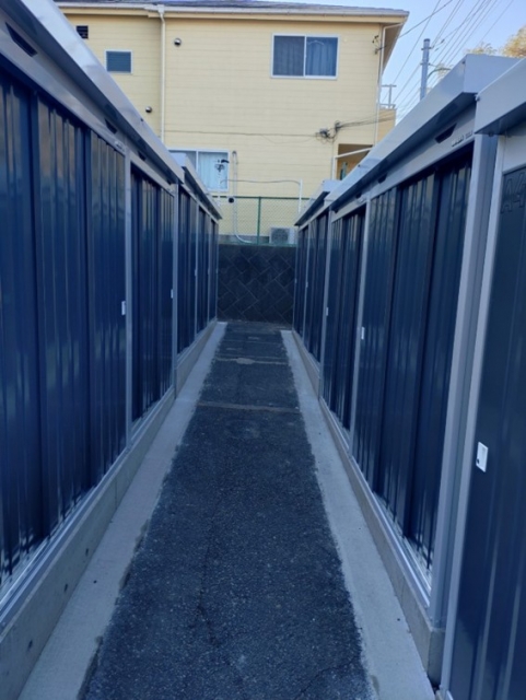 TOBUスペース横浜飯島町ガレージ倉庫の月極駐車場7