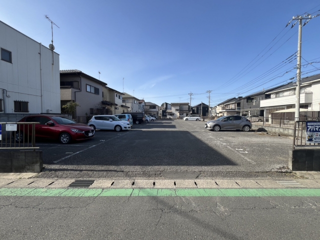 秋元第二駐車場の月極駐車場