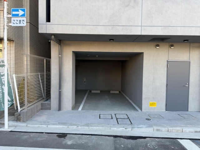 根岸町3丁目駐車場の月極駐車場