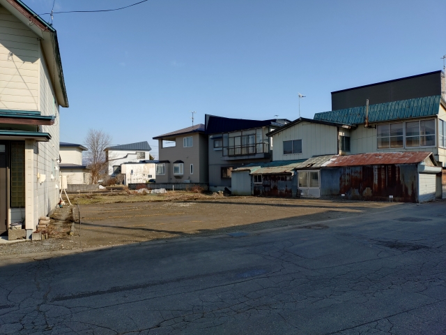 登別市中央町6丁目12-4駐車場の月極駐車場