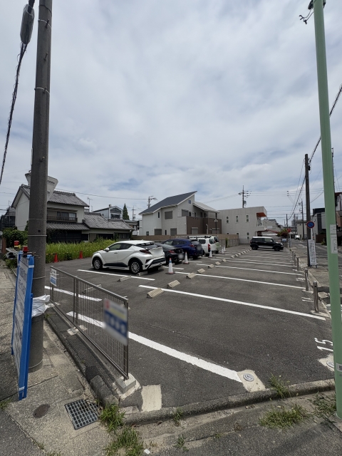 荒江町駐車場の月極駐車場
