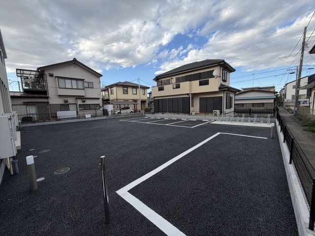 リーブルファイン久喜南の月極駐車場6