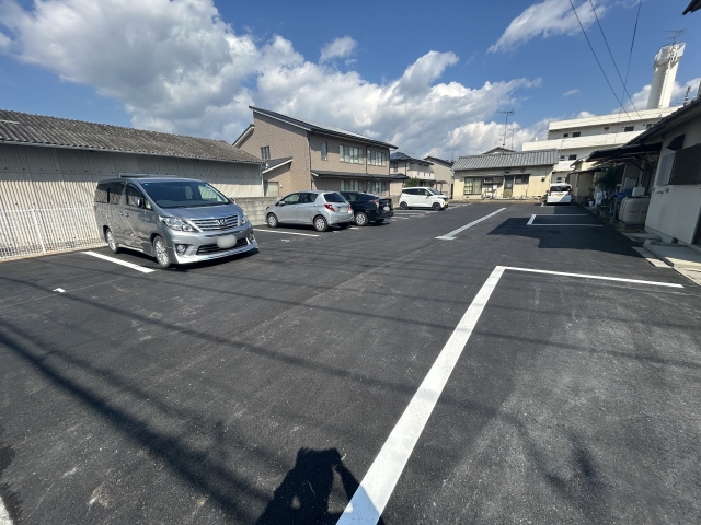 西石井6丁目駐車場の月極駐車場