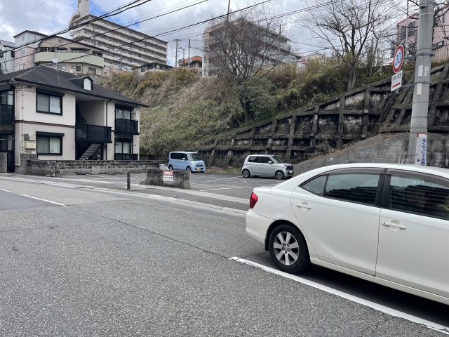 松本興産ガレージの月極駐車場4