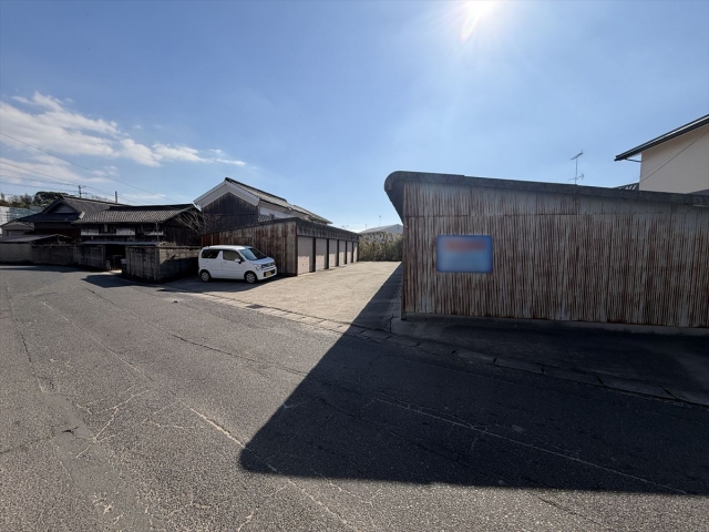 倉敷市児島柳田町2393-2の月極駐車場 [屋外／平面式]（ID:15925