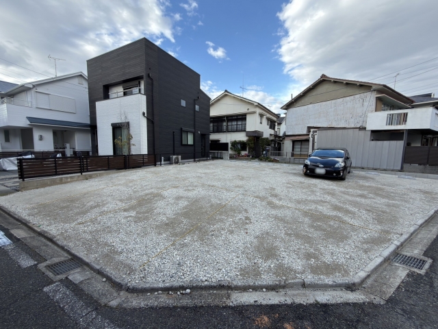 春岡2丁目19駐車場の月極駐車場