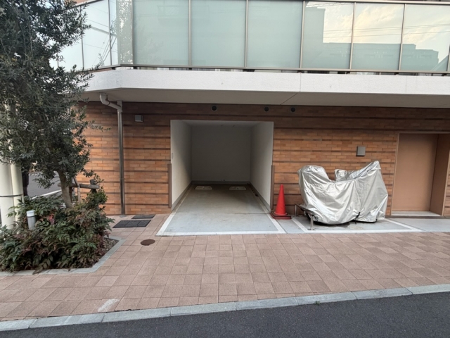 栄町8丁目駐車場の月極駐車場