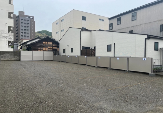 松前町3丁目4-11駐車場の月極駐車場