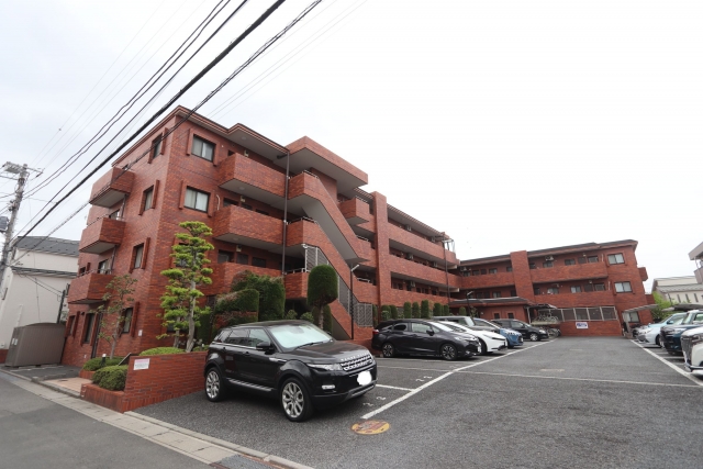 サウスコート市川駐車場の月極駐車場